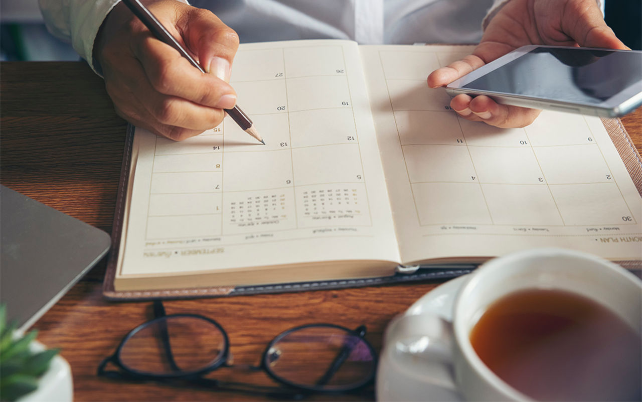 Katalog kalendarzy książkowych dostępnych w ofercie drukarni Deuter DLM